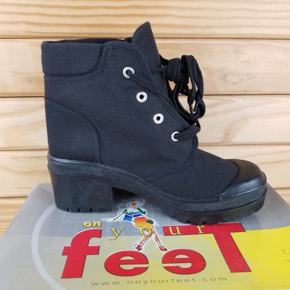 Black Canvas Combat Military Biker Moto Ankle Boots Heeled Lace up 8.5M NEW CL - Picture 7 of 9